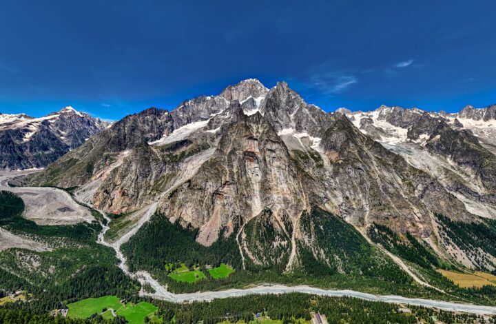 Monte Bianco e Valdigne: scenari unici al cospetto del gigante d’Europa