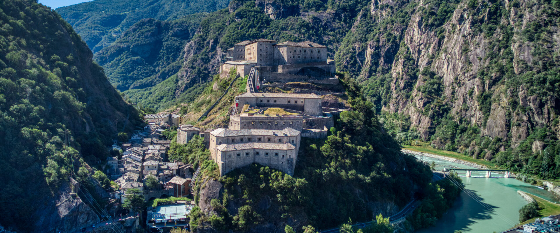 Valle Centrale e Mont Avic: tra storia, natura e tradizioni